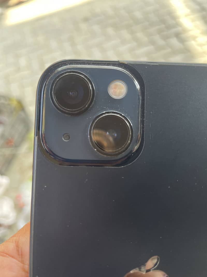 Apple iPhone 13 0