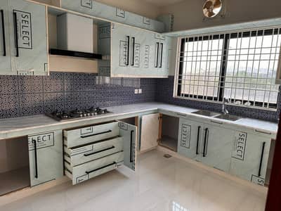 14 marla portion available for rent/B block/B-17