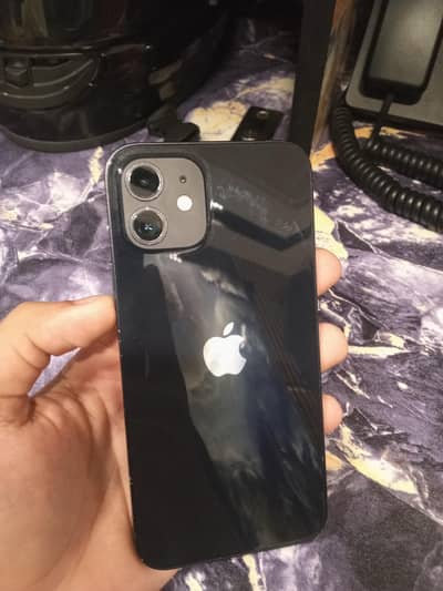 Apple iPhone 12