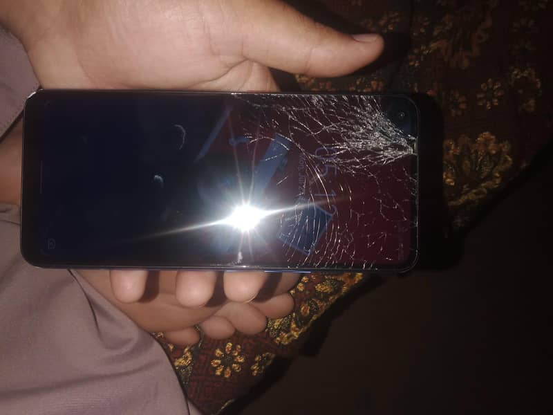 Tecno Pova 4