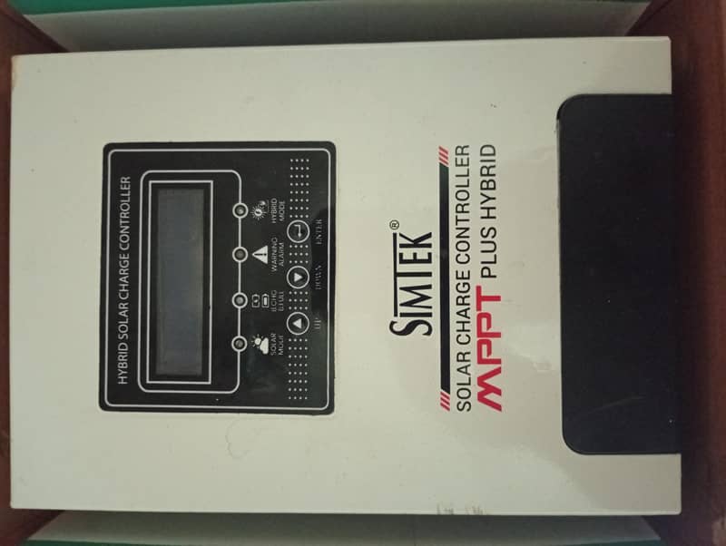 Simtek MPPT 60A 1