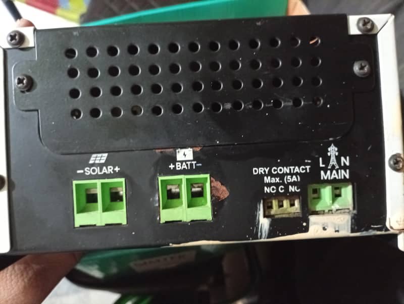 Simtek MPPT 60A 4