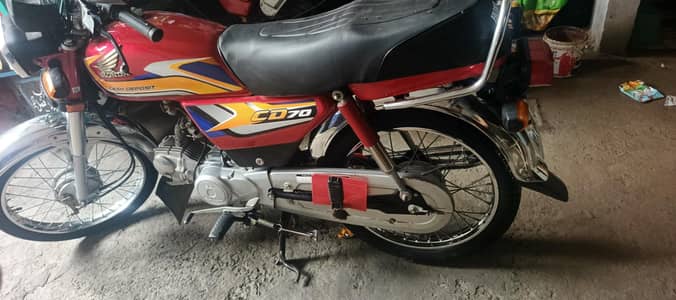 Honda CD 70 just buy and use total jenion