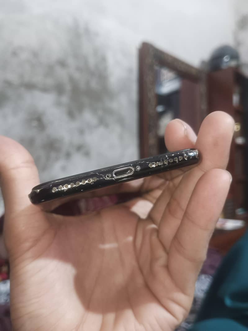 APPLE IPHONE 7 PLUS 5