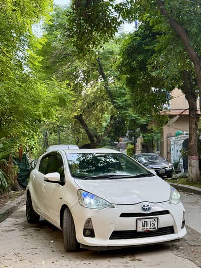 Toyota Aqua 2013