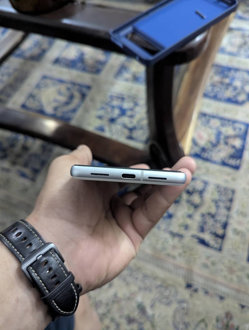 Google Pixel 7 3