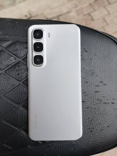 Infinix hot 60 pro plus  8+8/256 03431677339 watsapp number