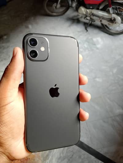 Exchange possible iphone 11 10/10 waterpack