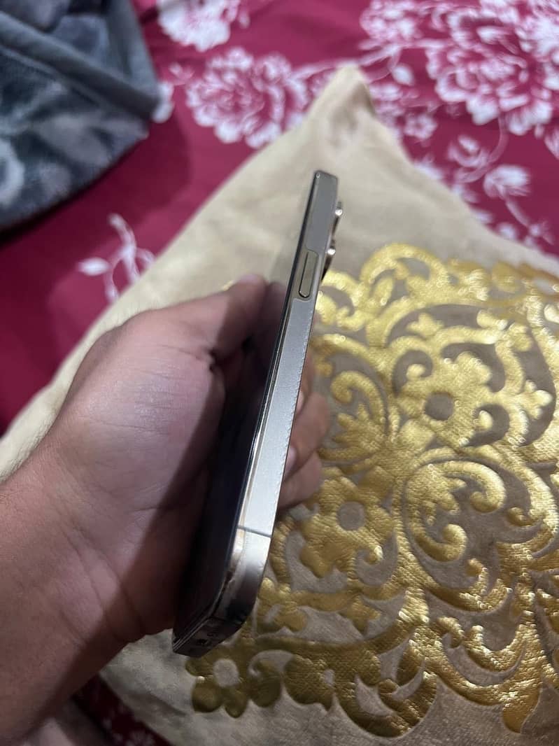 Iphone 14 pro 1