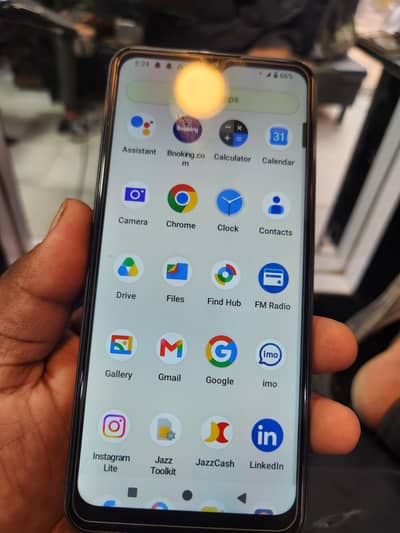 HMD Aura 2