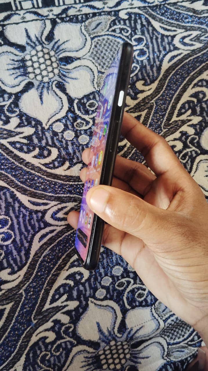 Google Pixel 4a 5G 1