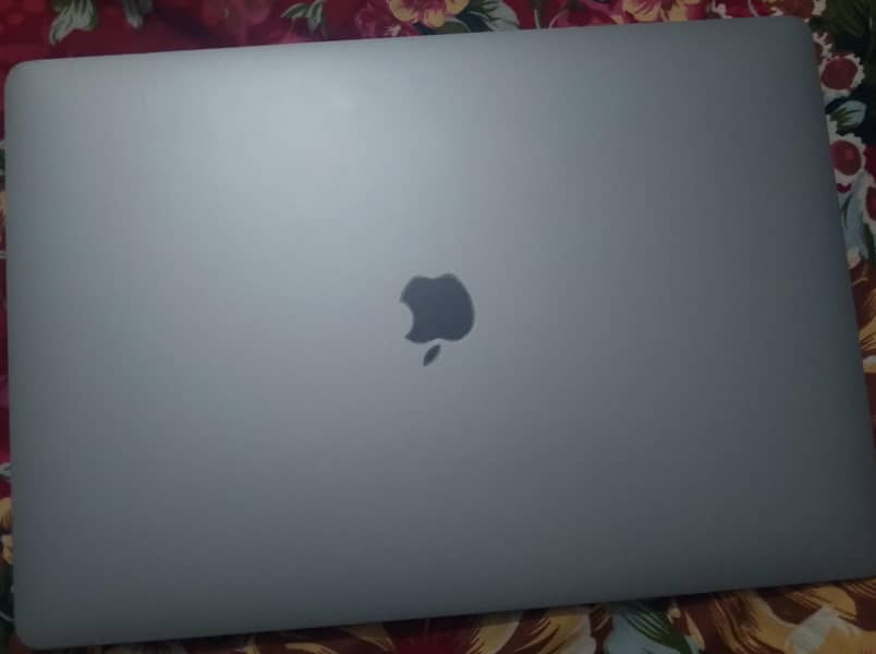 Macbook pro 2019 2