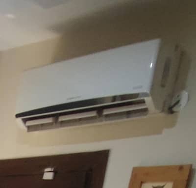 Mitsubishi 1.5 ton non inverter