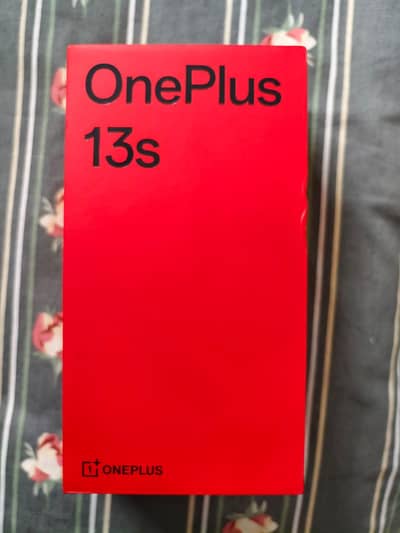 OnePlus 13s