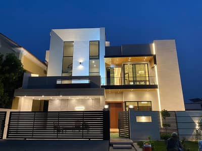 12 Marla House Available For sell in G-15.