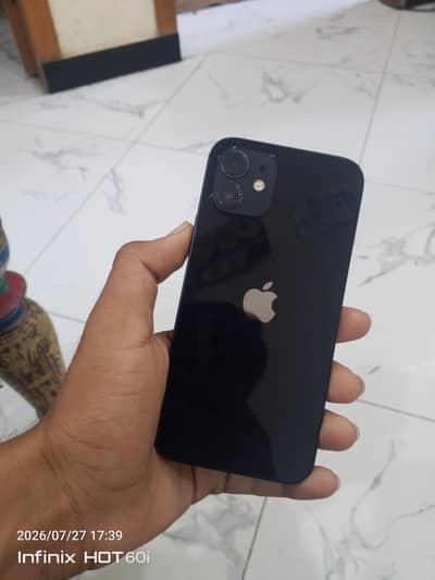 Apple iPhone 12
