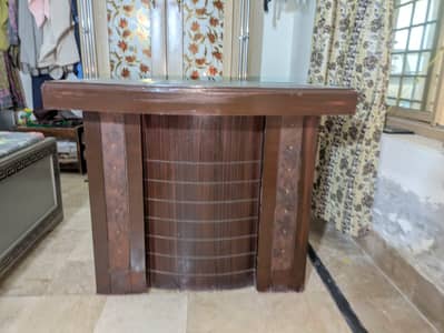 #wooden study table#