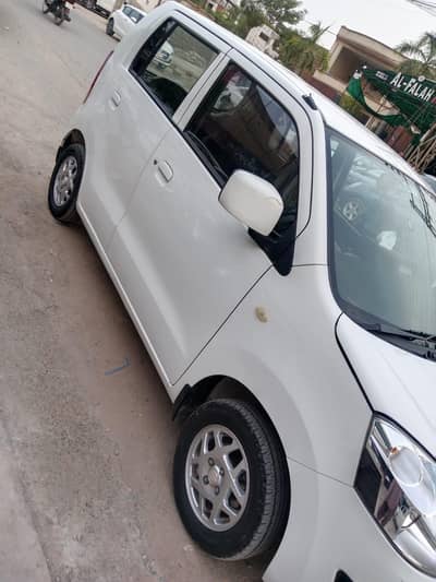 Suzuki Wagon R 2022
