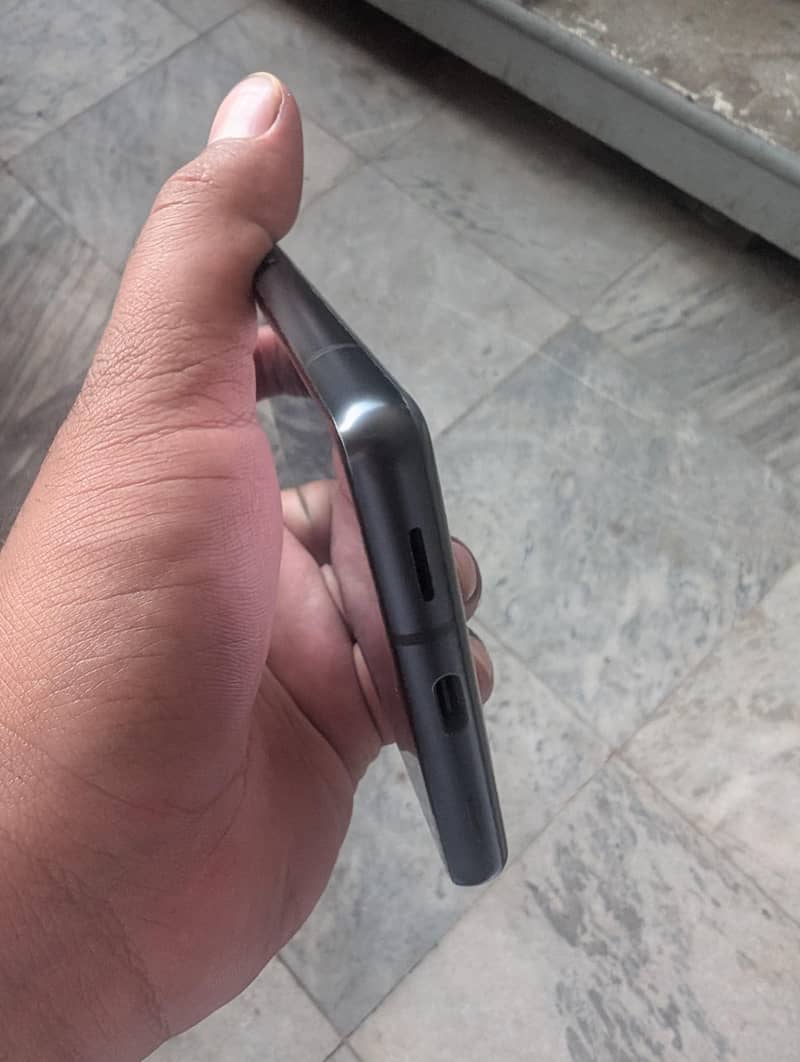 Google Pixel 7a 4