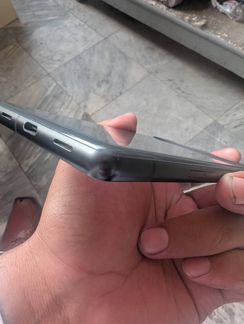 Google Pixel 7a 5