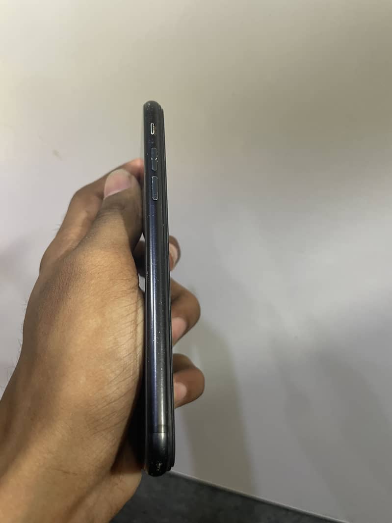 Apple iPhone SE 6
