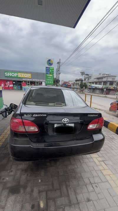 Toyota Corolla saloon 2004 watsapp 03119859775