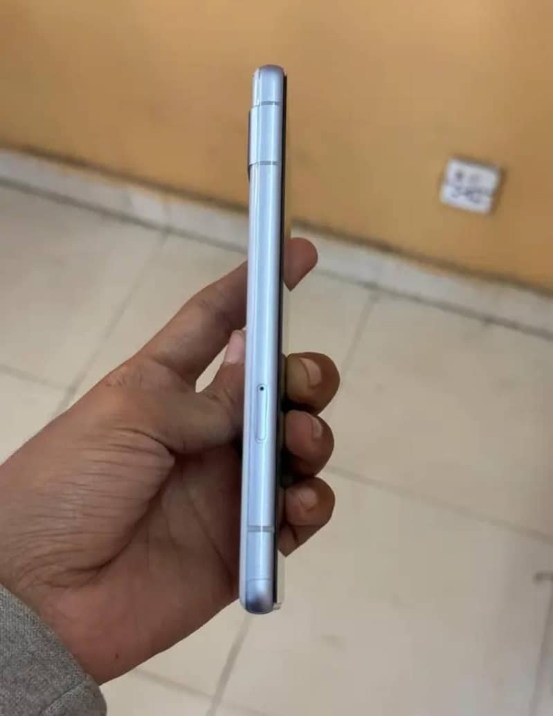 Google Pixel 7a 2