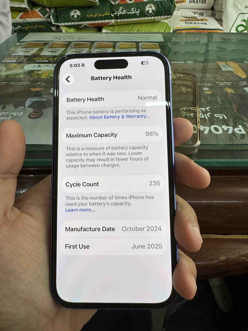 Apple iPhone 16 3