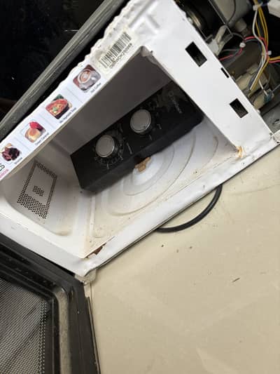 Dawlance Microwave Oven