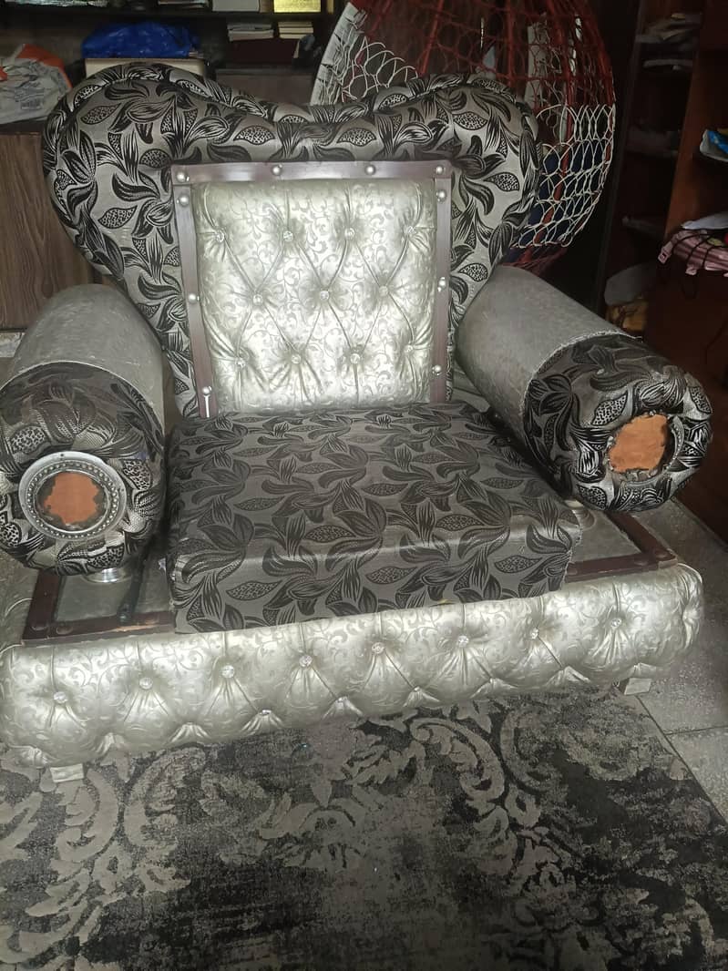 Sofa set with table 3
