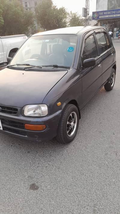 Daihatsu Cuore 2005