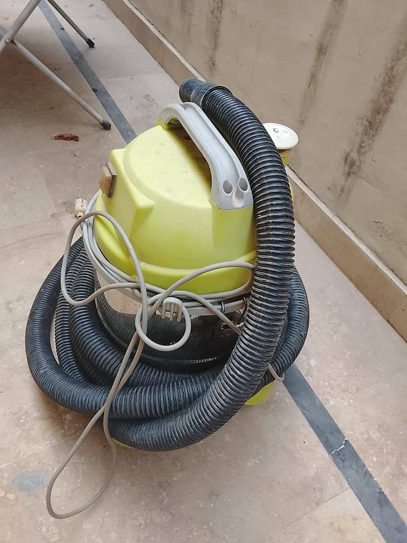 vacuum cleaner 2