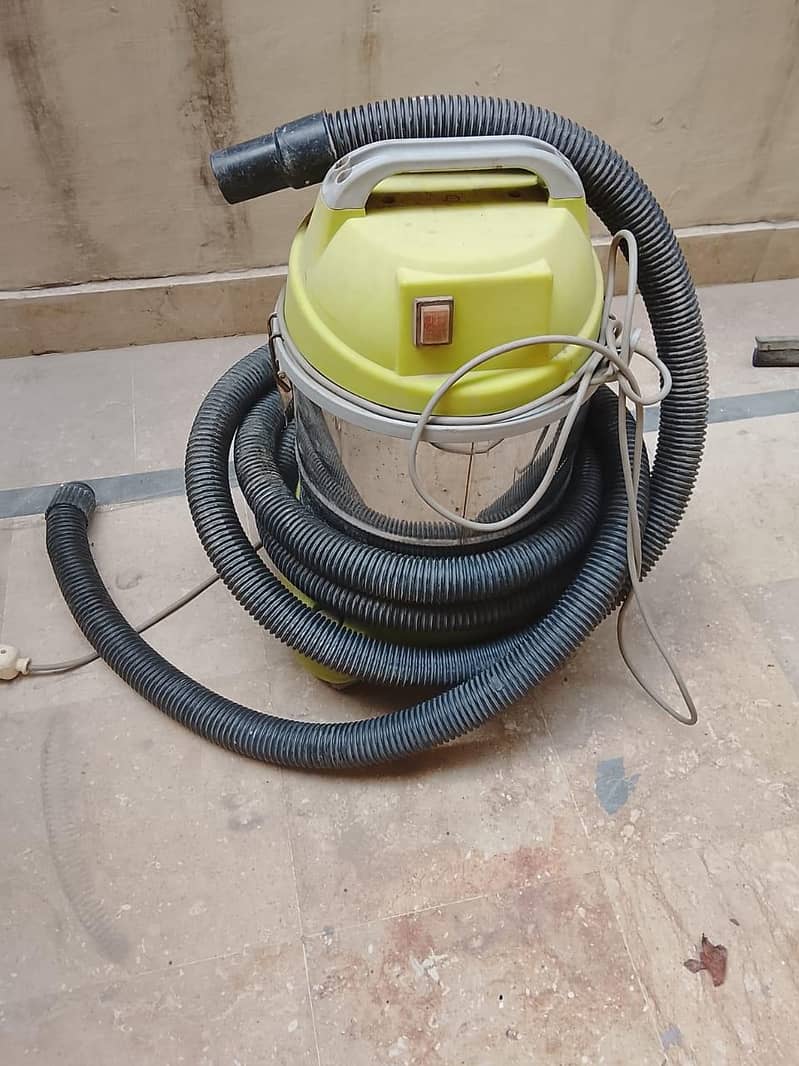 vacuum cleaner 3