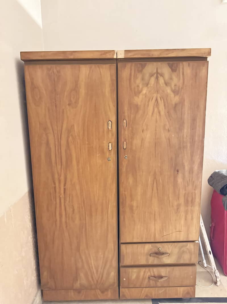 Cupboard, dressing 2
