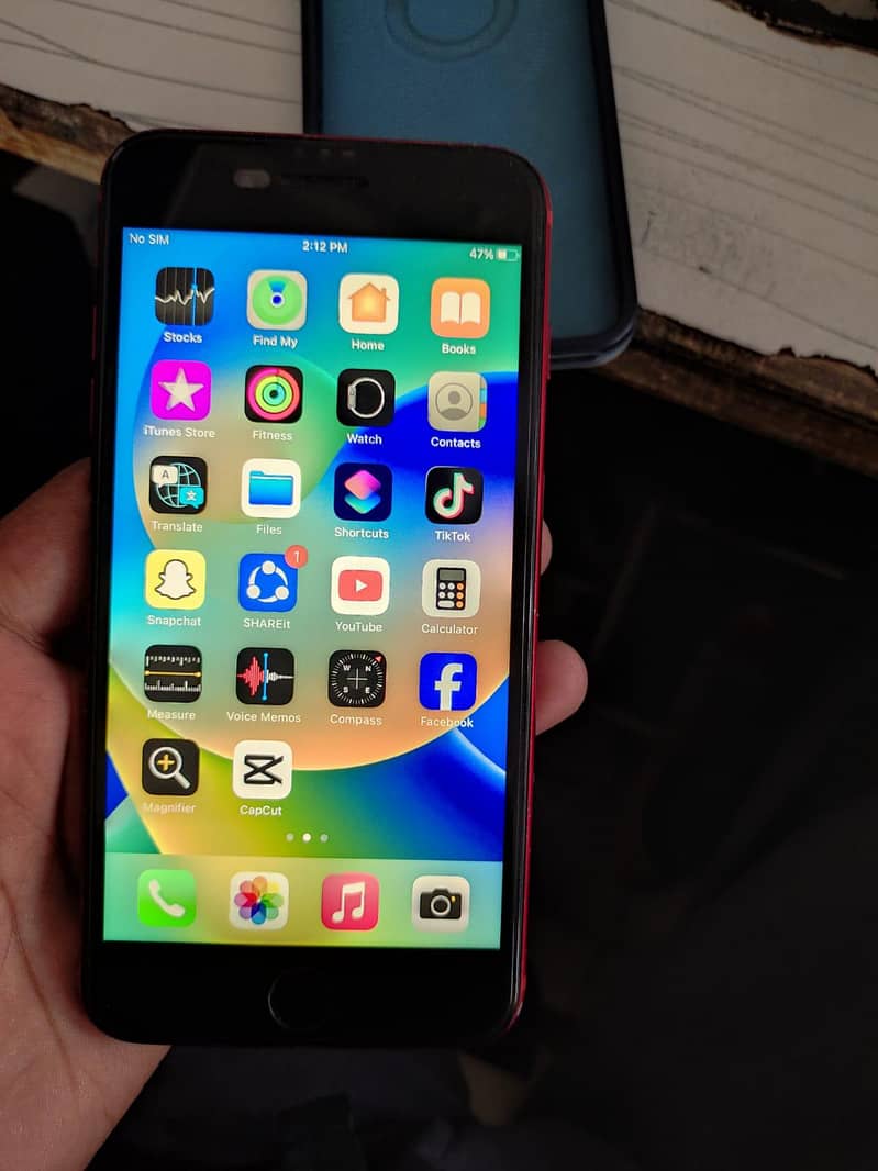 Apple iPhone 8 Plus 0