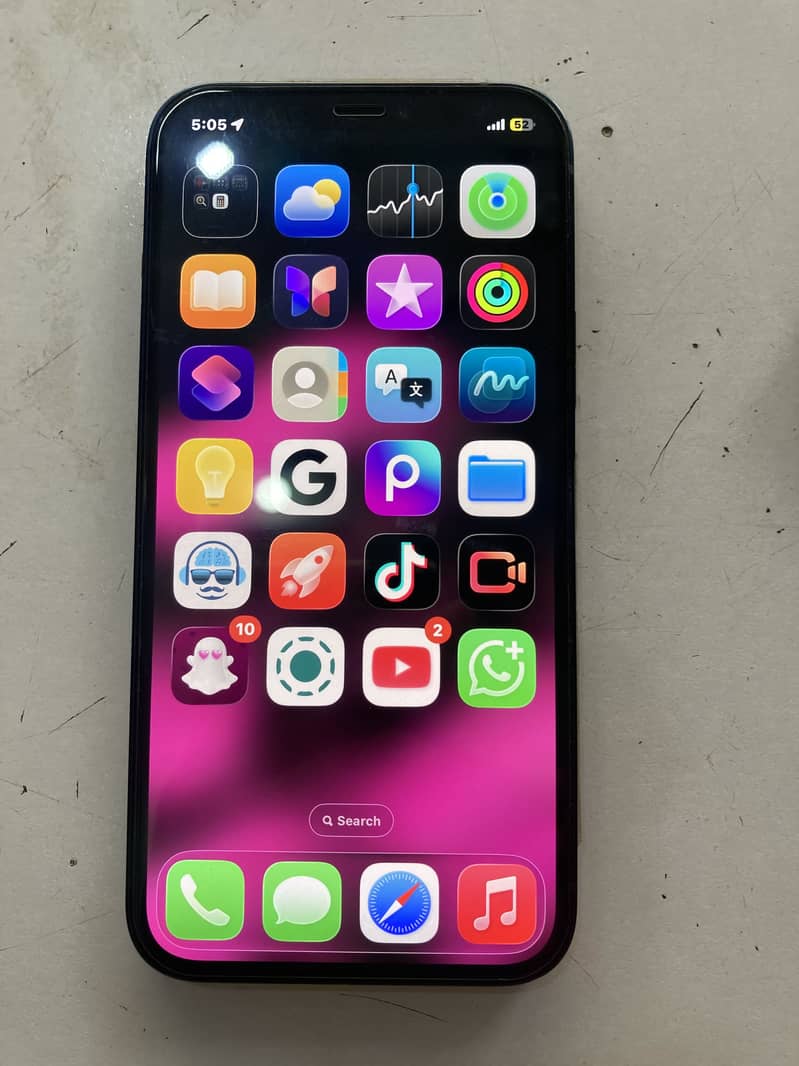 Apple iPhone 12 1