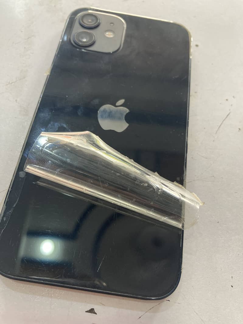 Apple iPhone 12 5