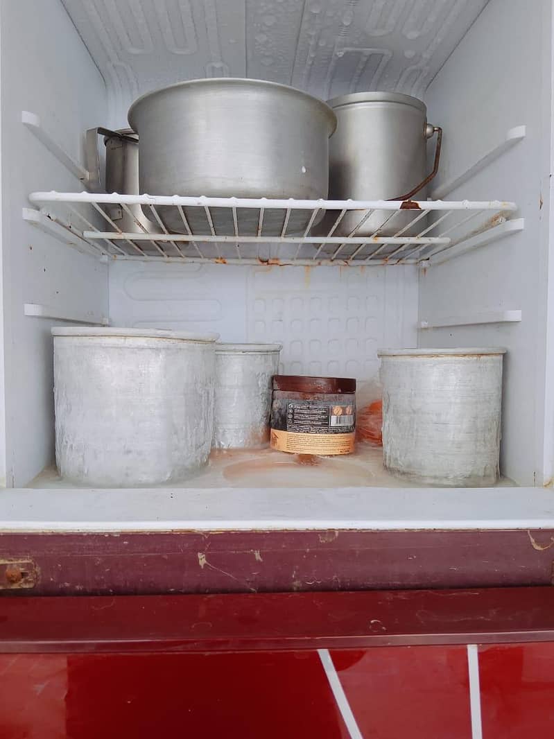 Orient fridge 4