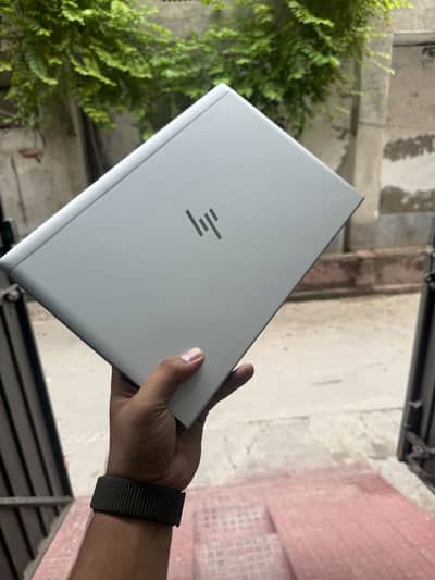 HP elitebook 840 G7 | i5 10th gen| 8gb 256 ssd |slim smart with type C