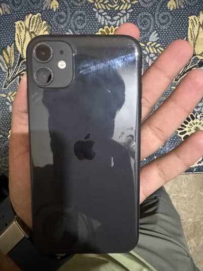 Apple iPhone 11.03284504336