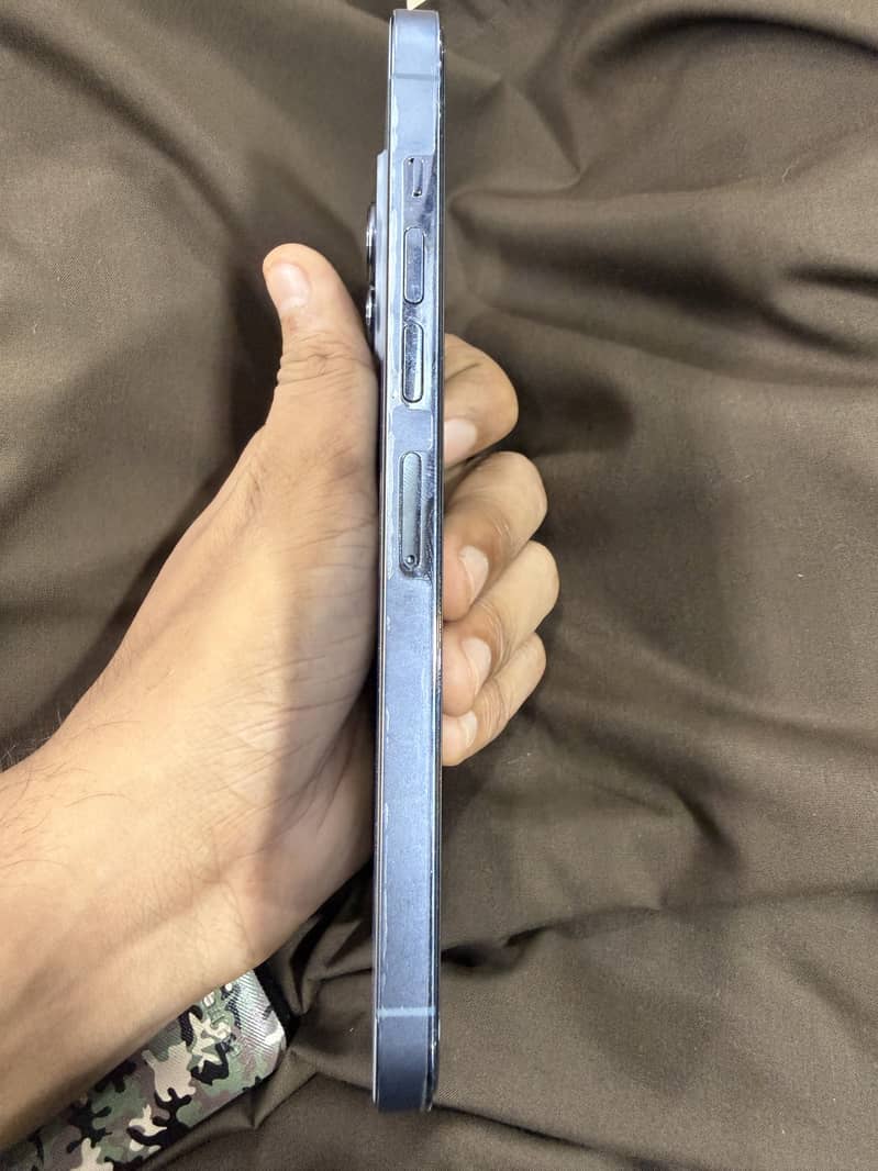 Iphone 13 pro max 5