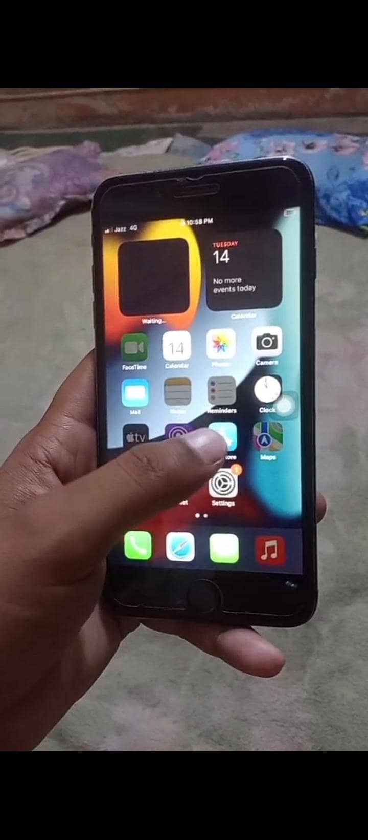 Apple iPhone 7 Plus 2
