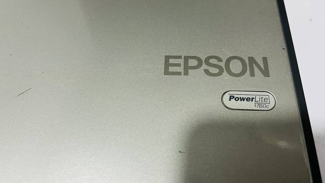 Epson projector 4