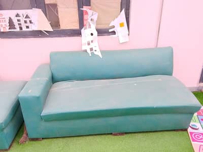 Used 3 Seater Soofa (2 )