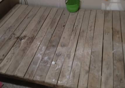 lakri ka bench