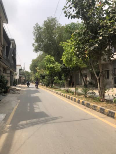 Golden Opportunity! 10 Marla Plot For Sale Fully Developed Area In Venus Housing Society