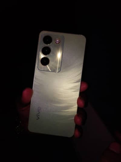 Vivo Y100