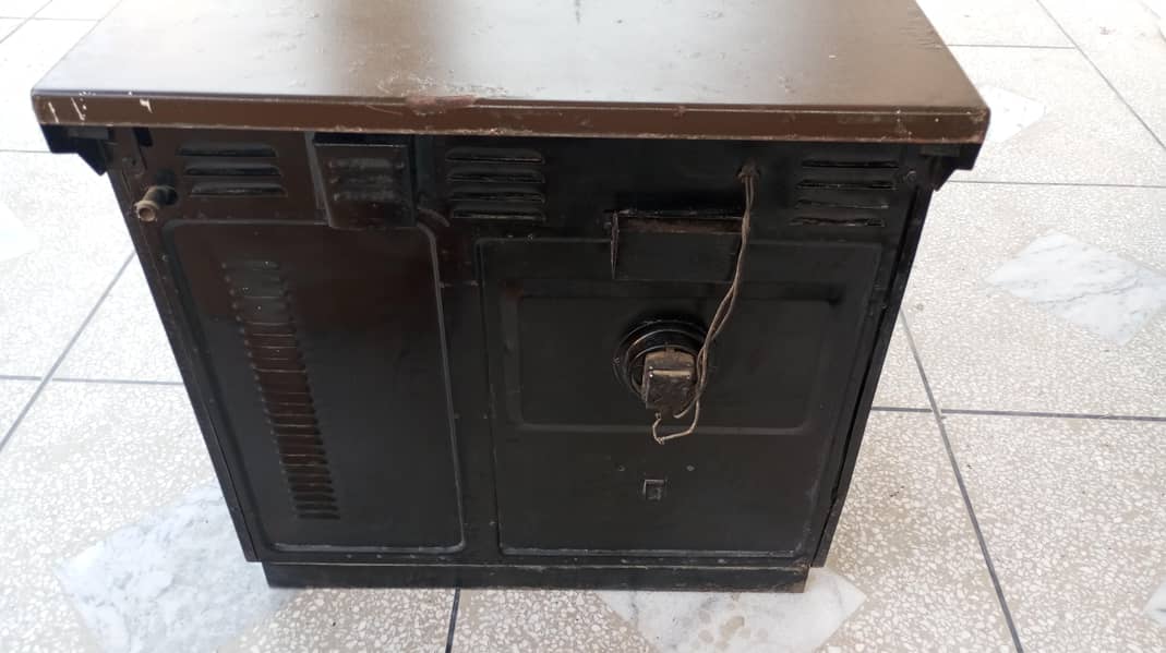 Magic Chef Cooking Range 1
