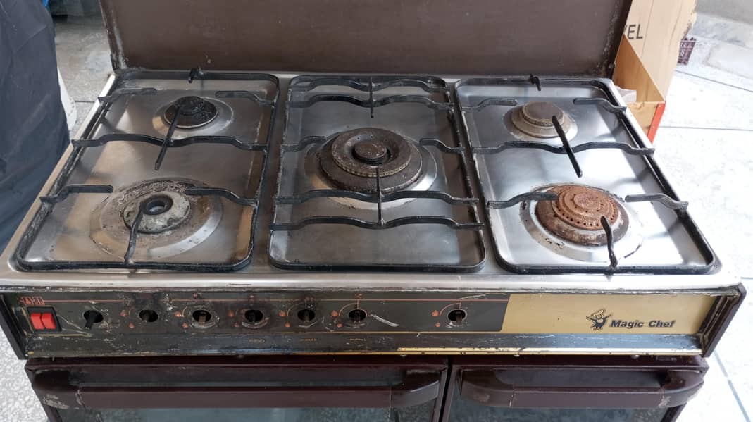 Magic Chef Cooking Range 8