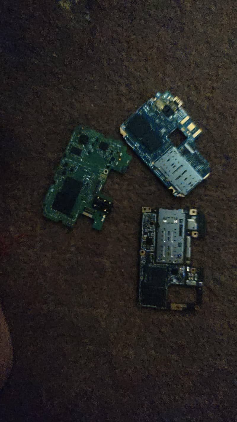 Dead mobile and computer scrape 6